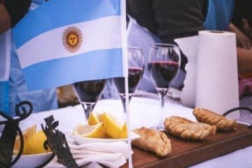 El Municipio de Marcos Paz celebra el D&iacute;a de la Independencia con la "Fiesta de la Empanada Criolla"
