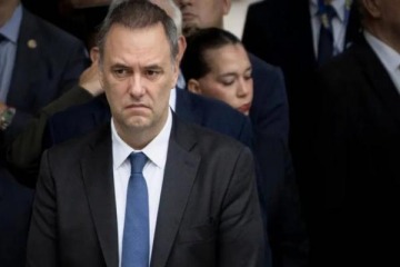 Foto de El Gobierno confirm� que Adorni mantendr� la custodia oficial por "motivos de seguridad"