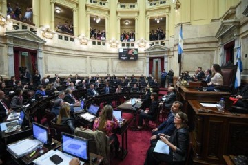  El Senado convoc� a una sesi�n el 16 de julio para debatir el proyecto de propiedad privada