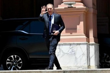 El Gobierno le deleg&oacute; a Santilli la gesti&oacute;n de los fondos de emergencia para provincias y concentra m&aacute;s poder
