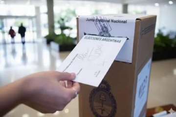 De cara a las elecciones del 2027: el impacto del esc&aacute;ndalo de Adorni, la oposici&oacute;n sigue al frente y el PRO contin&uacute;a relegado