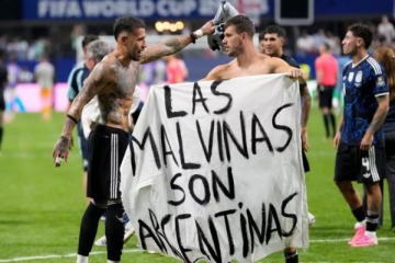 Foto de Reino Unido exigi� a la FIFA que investigue a la Argentina por la bandera de Malvinas