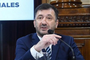 Edgardo Kueider se presenta de nuevo ante la Justicia de Paraguay por �presunto lavado de dinero"