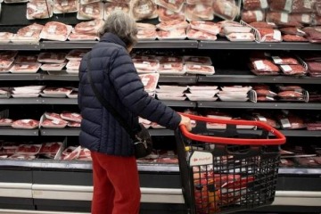 La confianza del consumidor volvi&oacute; a caer y marc&oacute; el peor nivel en 18 meses