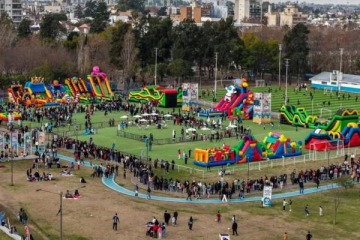 M&aacute;s de 60 mil vecinos disfrutaron la primera semana de vacaciones de invierno en "Universo Aventura Lan&uacute;s�