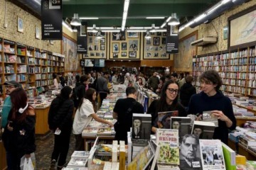 Foto de El ataque del Gobierno de Milei a las librer�as: impulsa la derogaci�n de la Ley de Defensa de la Actividad Librera