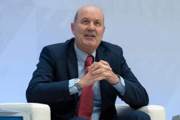 El Gobierno cedi&oacute; ante el paro portuario y corri&oacute; a Sturzenegger de la negociaci&oacute;n