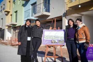 Mayra Mendoza: �Mientras el gobierno nacional desfinancia la obra p&uacute;blica, nosotros seguimos trabajando en pol&iacute;ticas de vivienda"