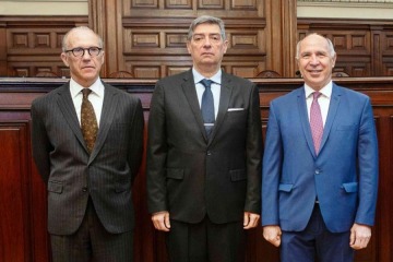La Corte Suprema le puso un freno a los DNU y record&oacute; que el Congreso es quien debe legislar