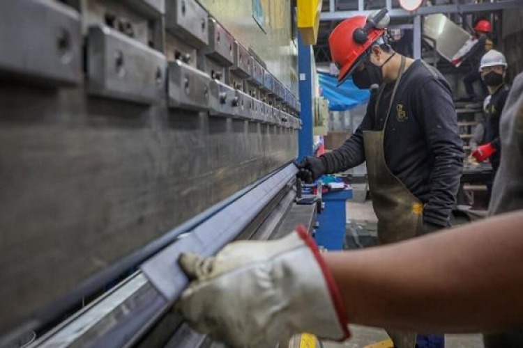  El empleo registrado cay� en mayo y ya acumula tres ca�das consecutivas
