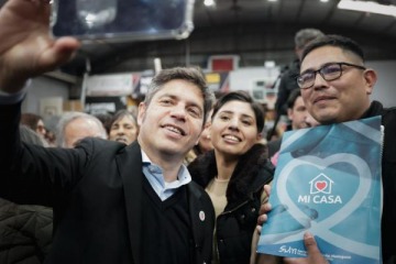 Foto de Kicillof: �Ya nadie duda que Milei les saca la plata del bolsillo a los trabajadores para entreg�rsela a los grandes grupos financieros�