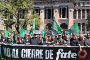 Trabajadores de Fate iniciar&aacute;n acciones junto a la CGT contra el cierre de la planta y exigen su reapertura 