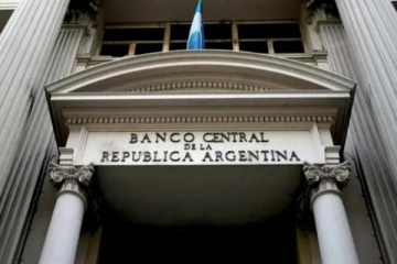 Las tasas se disparan y el BCRA sale al rescate: el costo de sostener el d&oacute;lar en $1.500