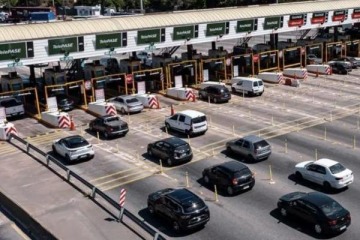 "Si pasaba, pasaba": Mercado Pago cobr&oacute; hasta $155.802 por un peaje de la Ricchieri