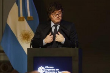 Milei apunt&oacute; contra el aborto: habl&oacute; de "asesinar ni&ntilde;os en el vientre" y "la locura de los pa&ntilde;uelitos verdes"