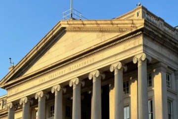 Los Estados Unidos de Donald Trump rompen otro r&eacute;cord: la deuda p&uacute;blica super&oacute; los USD 40 billones
