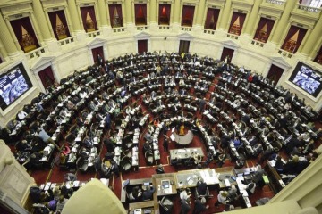Diputados se prepara para una larga sesi&oacute;n este mi&eacute;rcoles con los dos proyectos clave de Milei