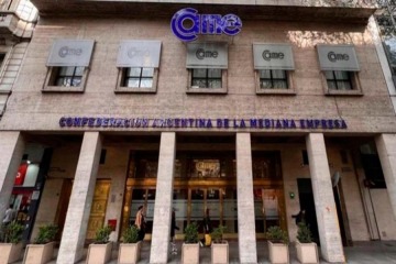 Foto de La CAME rechazó el argumento de Milei sobre la morosidad: “Las familias se endeudan para comer”