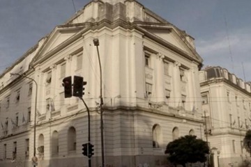 Milei ajusta a los municipios bonaerenses: las transferencias cayeron 2,5%