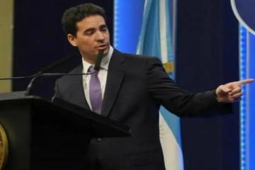  El Gobierno asegur� que el accionar del buque ingl�s en Ushuaia "no viola ninguna ley"