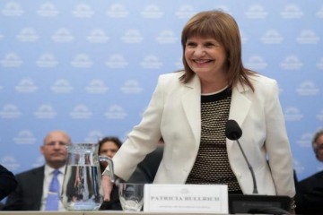 Foto de Bullrich anunci� que LLA reactivar� la reforma electoral en el Senado
