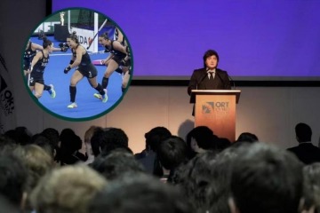 Foto de Milei celebr� el t�tulo de Las Leonas a un d�a de la pol�mica por adoctrinar en la escuela ORT