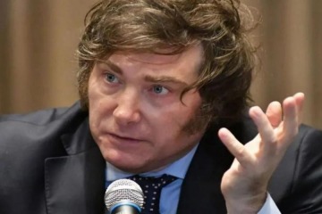 Milei suma rechazo internacional: en Par&iacute;s, pol&iacute;ticos, intelectuales y artistas buscan declararlo persona no grata