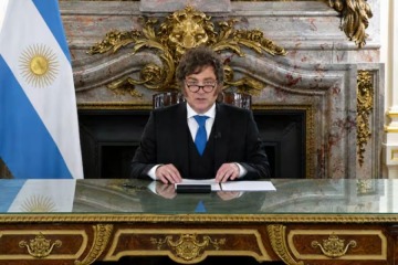 Milei anunci&oacute; mayores sanciones contra petroleras que operen en Malvinas y una base naval en Tierra del Fuego