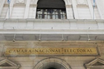 La C&aacute;mara Electoral le puso un freno a Milei y advirti&oacute; por cambios en las reglas antes de 2027