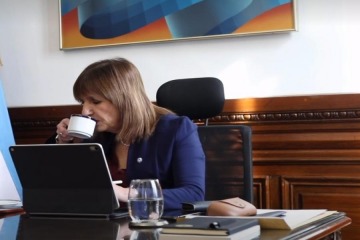 Interna libertaria: Bullrich us&oacute; a Lali para darle un mensaje p&uacute;blico a los Milei