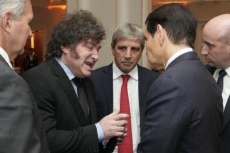  En un pasillo: Milei no consigui� la bilateral con Trump y el encuentro con Rubio dej� afuera a Malvinas