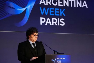Milei en Par&iacute;s: habl&oacute; de reelecci&oacute;n, prometi&oacute; un r&eacute;cord de crecimiento y anticip&oacute; una nueva etapa de reformas