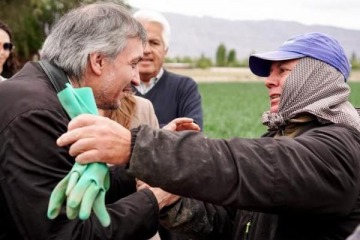 M&aacute;ximo Kirchner visit&oacute; San Juan y recorri&oacute; un sectores agro junto a U&ntilde;ac