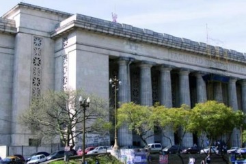 Nuevo rev&eacute;s para Milei: la Justicia declar&oacute; inconstitucional el decreto que bloqueaba los fondos universitarios