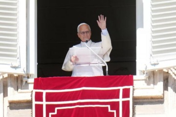 Alta para Le&oacute;n XIV tras la cirug&iacute;a por c&aacute;ncer de pulm&oacute;n: el Vaticano no confirma a&uacute;n la gira que incluye a la Argentina
