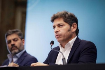 "&iquest;C&oacute;mo se llega a fin de mes? Viviendo mucho peor": la respuesta de Kicillof por las burlas de Milei